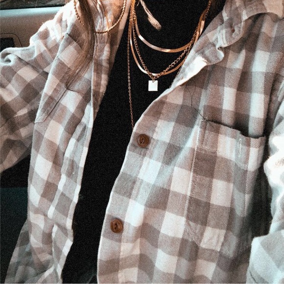 Meet your Posher, Breiona - Picture 3 of 7